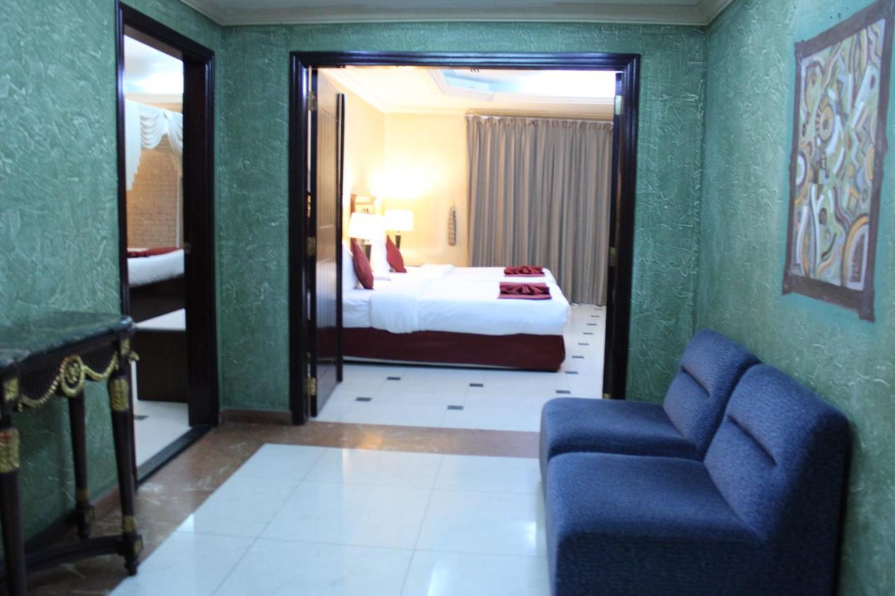 Oriental Corner Hotel Apartments Llc Dubai Bagian luar foto