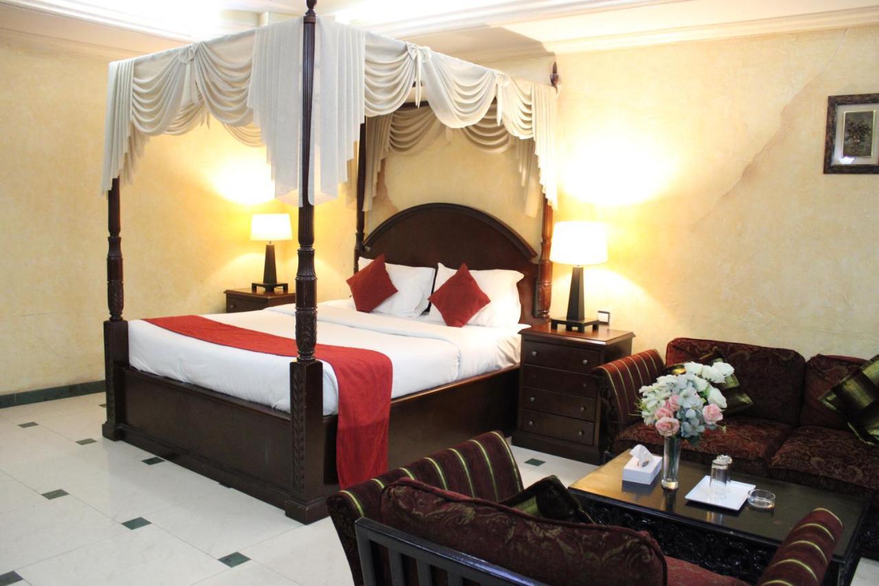 Oriental Corner Hotel Apartments Llc Dubai Bagian luar foto